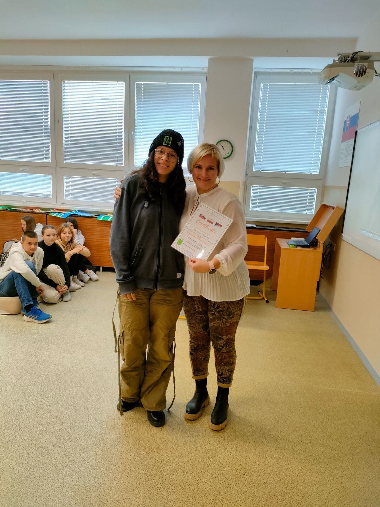 Předávání certifikátů - fotografie 4